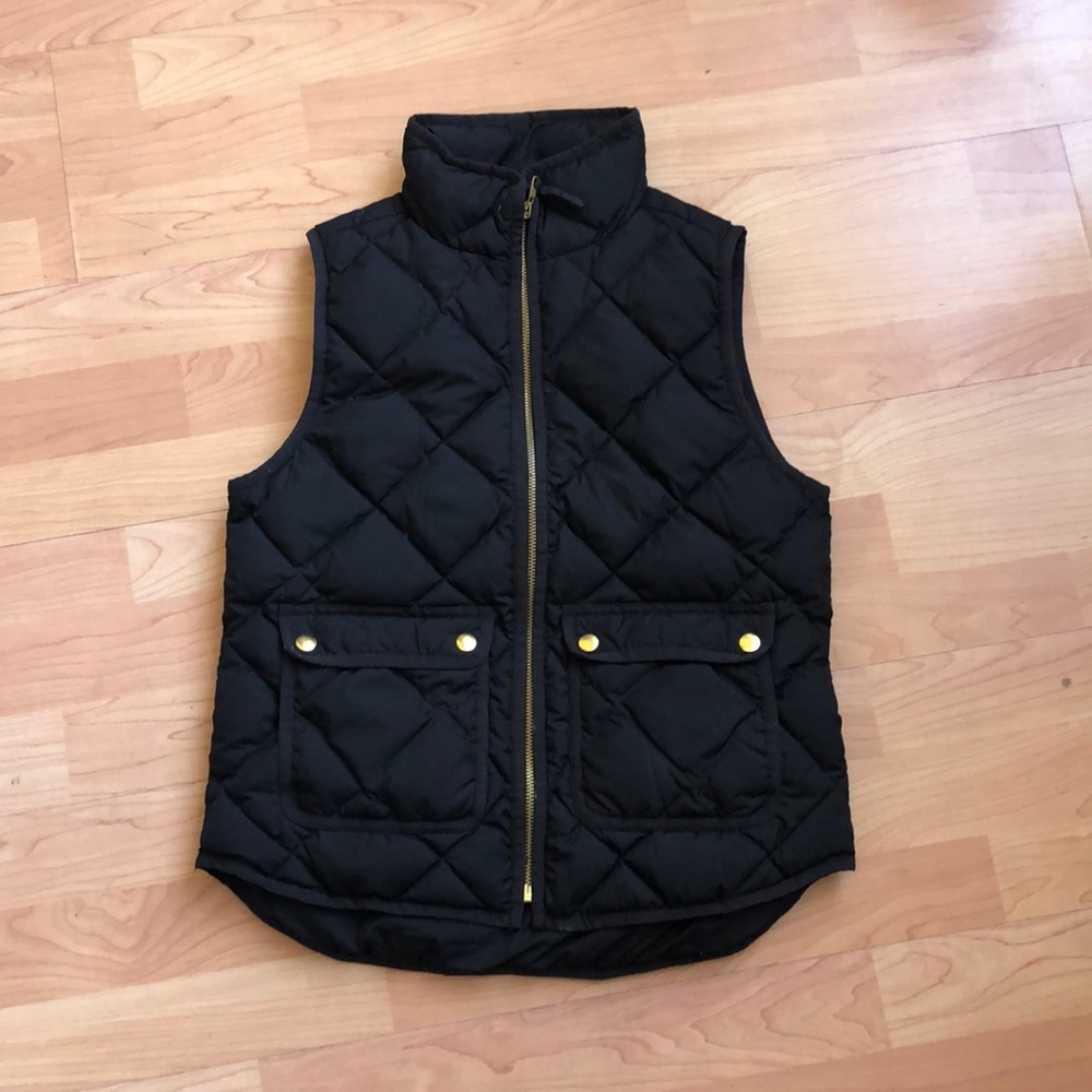 J Crew Women’s Black Puffer Vest